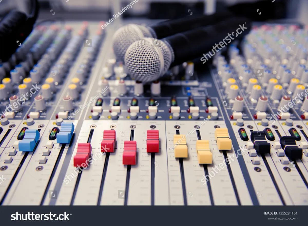 Professional audio system for large venues